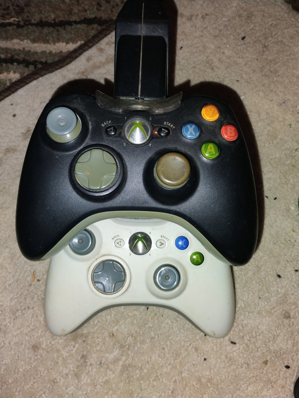Wireless Controller - Black and White
